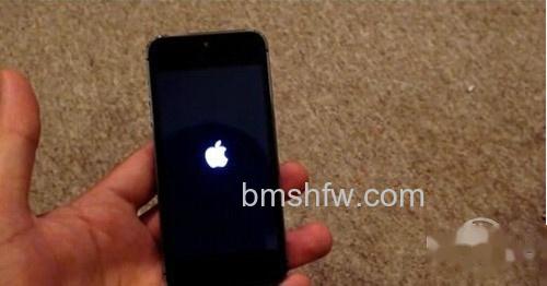 【iphone开不了机】步骤1 【iphone开不了机】步骤1