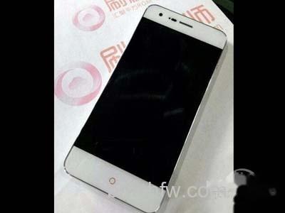 红圈呼吸灯nubia Z9首度曝光