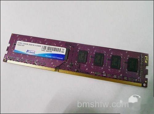 威刚2G DDR3 1333万紫千红