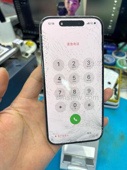 苹果外屏碎了有必要换原装屏么?苹果外屏更换原装与非原装屏详解