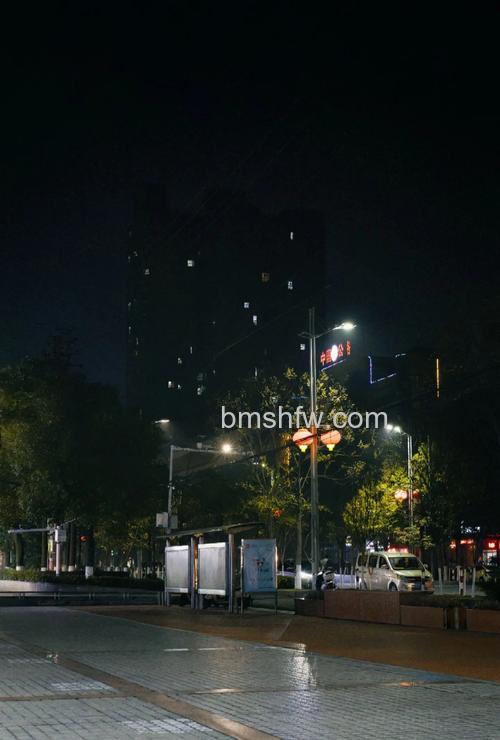 街头摄影有什么技巧:街头摄影光圈使用技巧