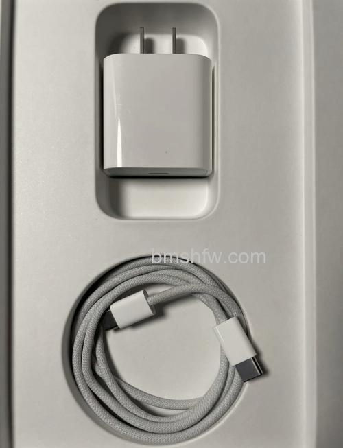 买iPhone 15 Plus会送充电器吗?苹果充电配件政策详解
