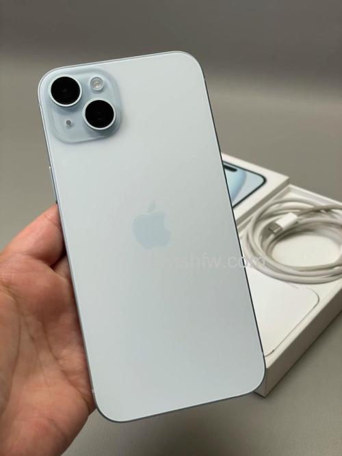 iPhone 15 Plus掉漆怎么办?可以退吗?退换货政策与官方处理方案
