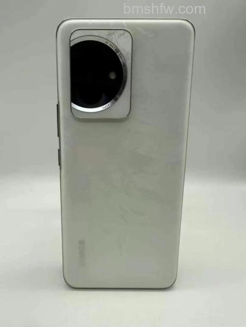 荣耀100后盖是什么材质?荣耀100后盖是不是素皮材质的【详解】