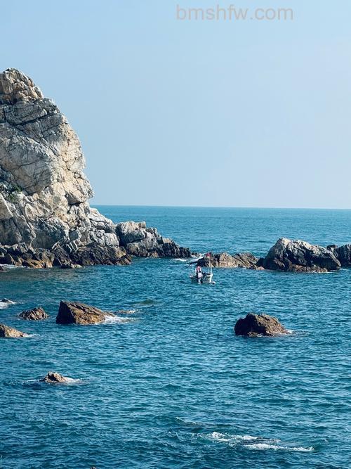 拍摄海景风光照片有什么技巧？倒影、细节、前景、慢门与地平线5大实用技法