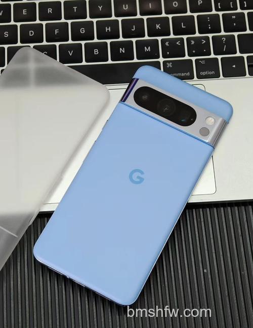 谷歌Pixel8Pro怎么样？外观设计与屏幕介绍