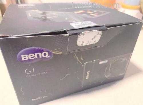 明基G1怎么样?明基G1参数:1.8mm光圈翻转屏、1400万像素、F1.8大光圈、1080P视频