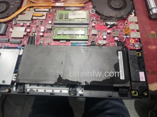 华硕X54HR系列弄脏屏幕和键盘怎么办
