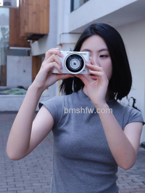 自拍相机哪个好？热门自拍相机推荐与性能解析