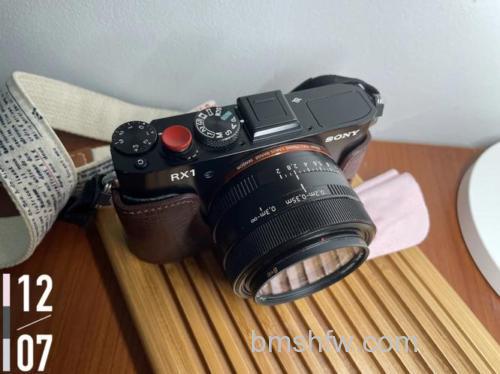 索尼RX1评测:全画幅微单的先驱【图解】
