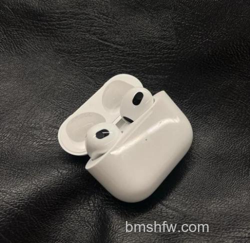AirPods 3有滋滋滋声正常吗?右耳电流声原因与解决