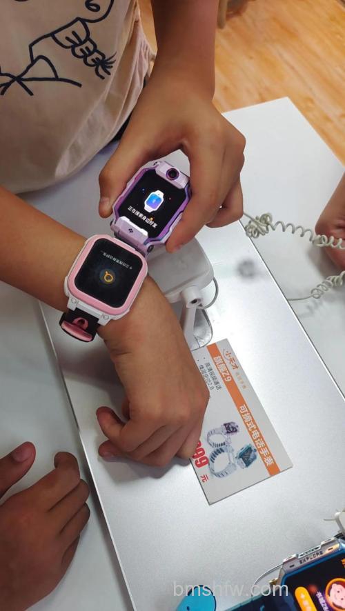 小天才电话手表Z7和Z4能不能加好友？怎么添加好友？