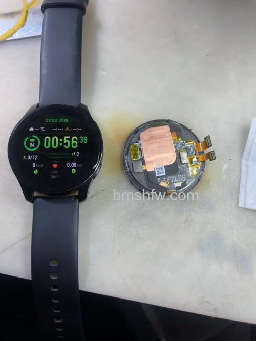 vivoWATCH手表屏幕类型、换表带及刷公交门禁教程