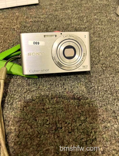 索尼W320相机怎么样?【详细介绍】