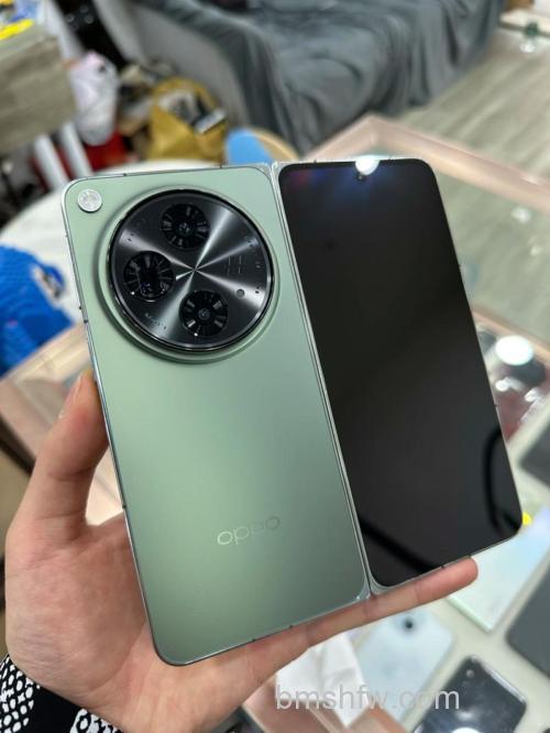 OPPO Find N3有搭载微距镜头吗？镜头配置详解