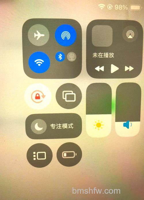苹果iPad怎么使用录屏？详细方法与步骤详解