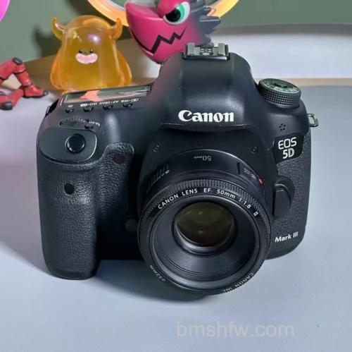 佳能5D Mark III最新报价与评测:全画幅单反外观、硬件及镜头选配图解