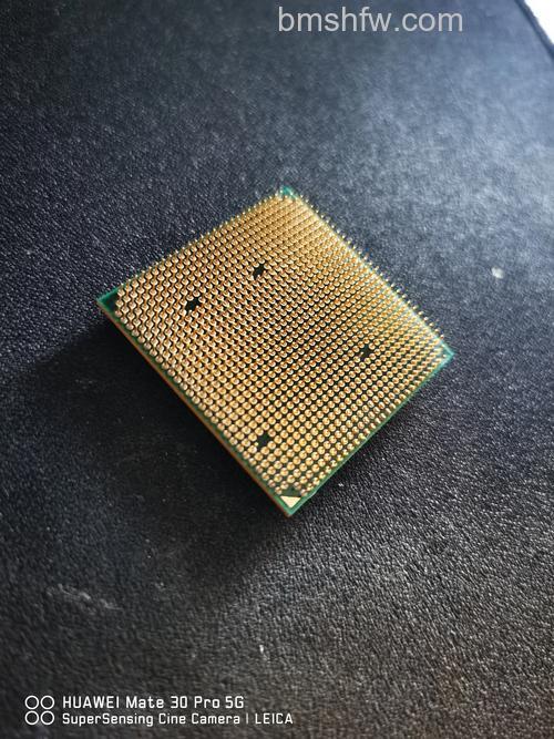 AMD FX-8150:支持HyperTransport超传输总线的旗舰八核处理器
