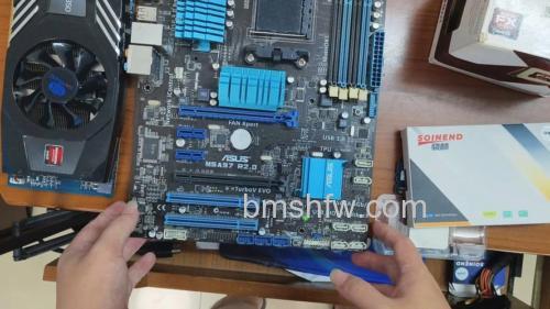 AMD FX-8150处理器特性解析:支持DDR3内存控制器与架构详解