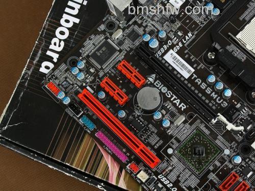 映泰TA55MU3：配备2个DDR3内存插槽的M-ATX主板