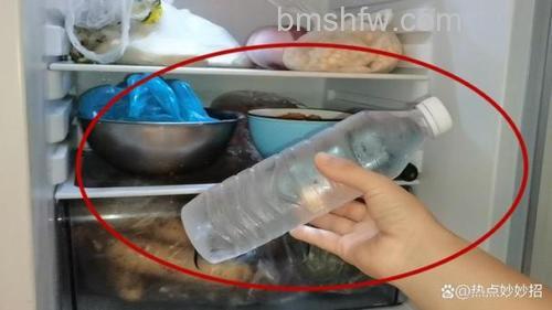 冰箱里为什么要放瓶水?原因分析详解
