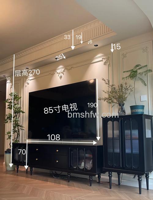 85寸电视究竟适合多大的客厅 85寸电视适合的客厅尺寸分析【详解】