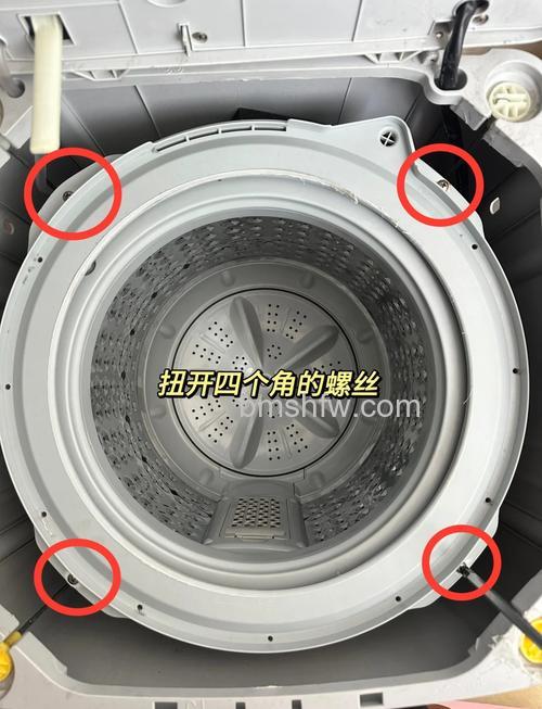 洗衣机内部有水泥吗?如何正确清洗与保养