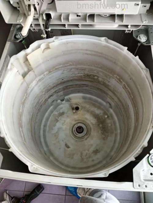 洗衣机怎么拆开清洗?拆开清洗的正确方法【详解】