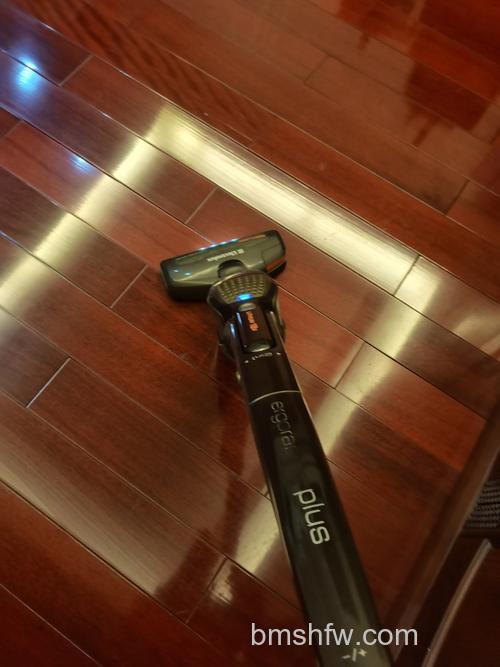 伊莱克斯吸尘器ZB2902怎么样?特点介绍