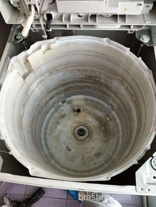 滚筒洗衣机波轮怎么拆换?拆换方法详解