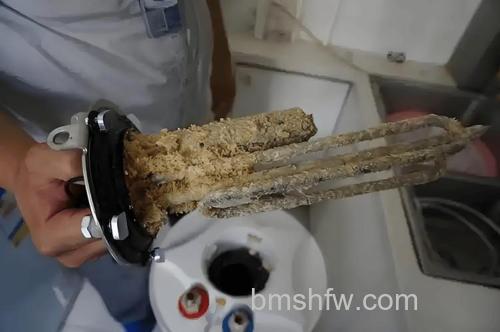 史密斯热水器清洗水垢注意事项及方法详解