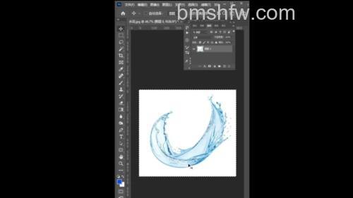如何用Photoshop制作从水底飞腾出来的透明白马