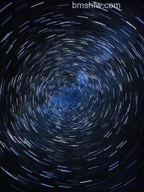 PS怎么制作很梦幻的星空效果图