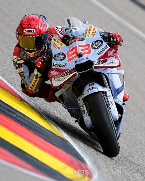 moto edge x30屏幕怎么样？moto edge x30屏幕评测详解