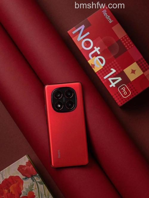 红米Redmi Note 13 Pro怎么更换壁纸?红米Redmi Note 13 Pro更换壁纸方法【教程】长按空白处-壁纸-默认/从相册选择-应用